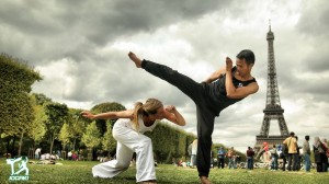 capoeira-paris-tour-eiffel-jogaki
