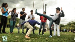 street-capoeira-paris-fight-dance-jogaki