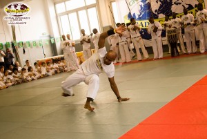 capoeira-paris-2015-festival-capoeiraizes-abada-jogaki-43