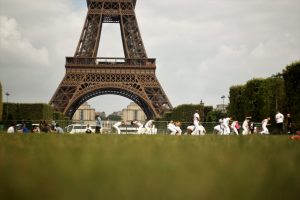Photo d'un groupe de Capoeira pratiquant à Paris en France.